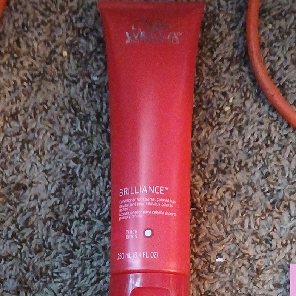 Wella Other - Wella Brilliance Conditioner in Vibrant Red